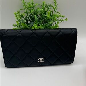 Classic Black Quilted Wallet with Silver Logo